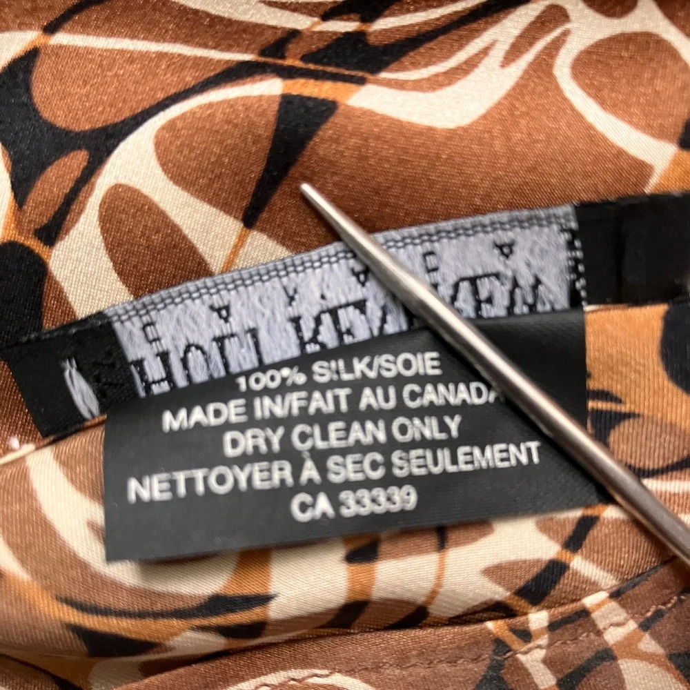 SILK HOLT RENFREW TOP - Picture 3 of 16
